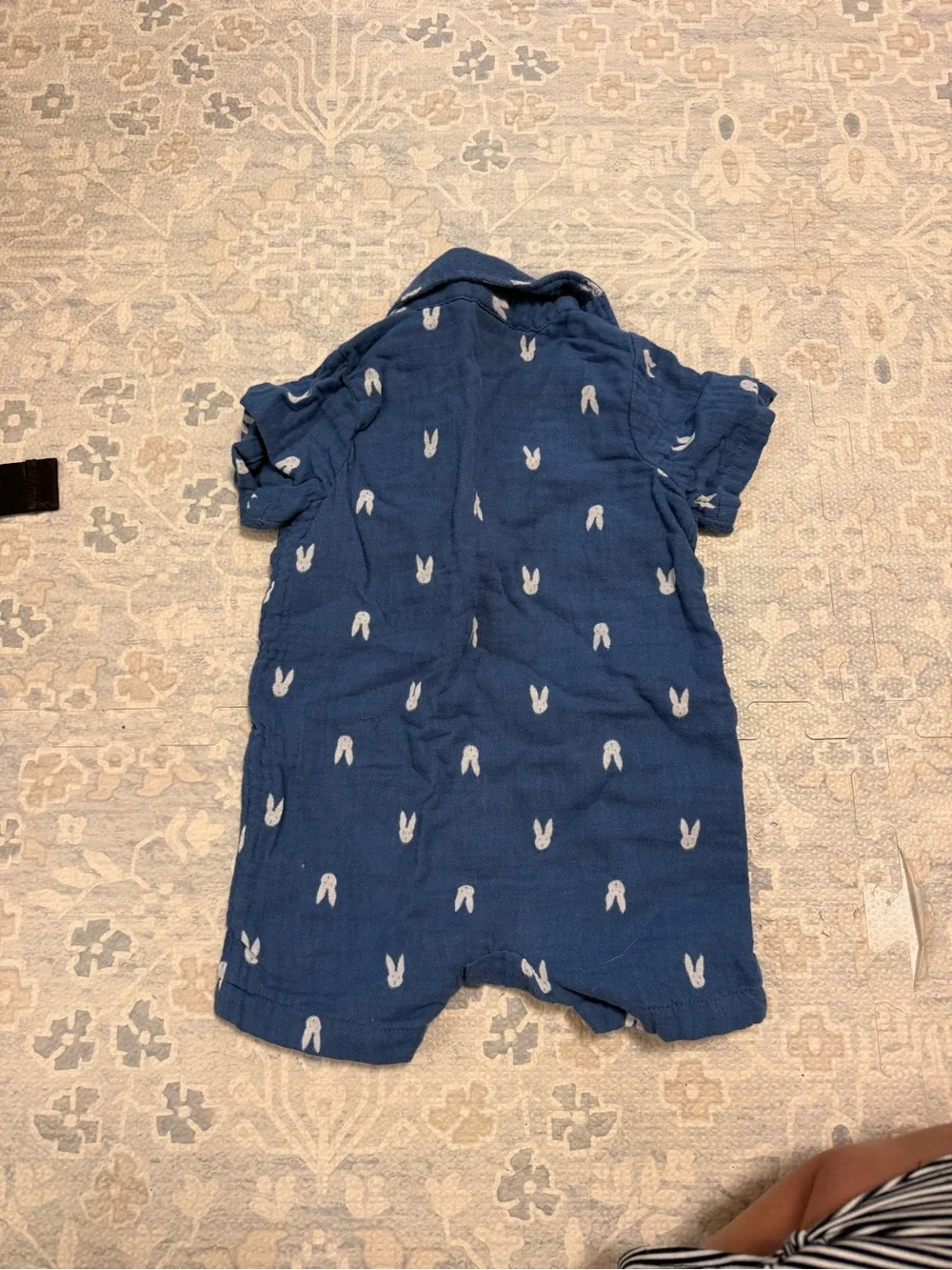 Hanna Andersson Blue Bunny-Print Short Sleeve One-Piece